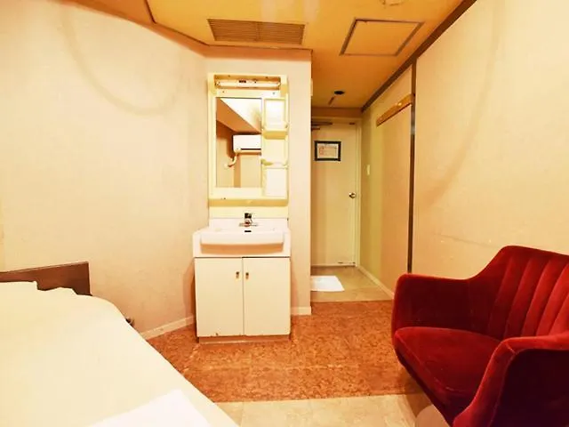 Oyo Hotel Sanmaruco Tokyo
