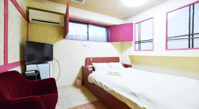 Oyo Hotel Sanmaruco Tokyo Japan