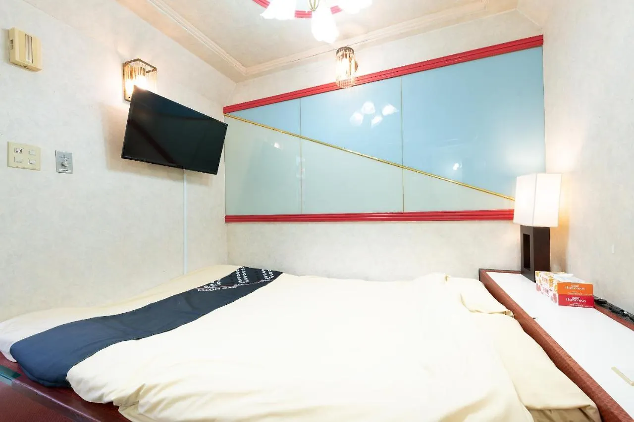 Oyo Hotel Sanmaruco Tokyo 2*,  Japan